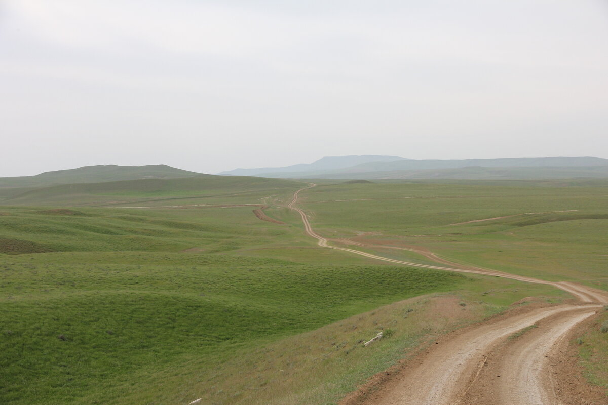 Типичная дорога, когда она есть.