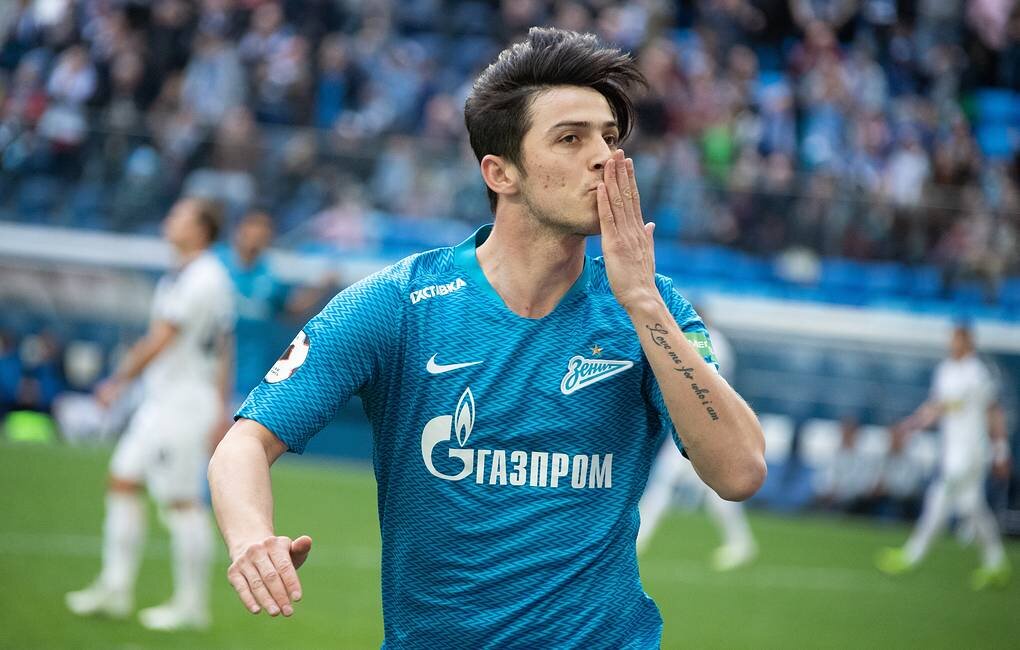 Сколько забьёт в будущем сезоне?