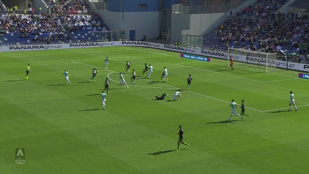 0:1. Лаутаро Мартинес. 2 минута.