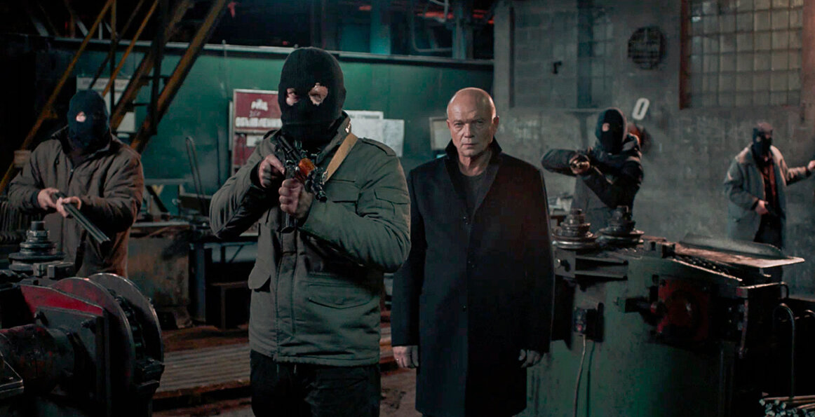 Кадр из кинофильма "Завод"