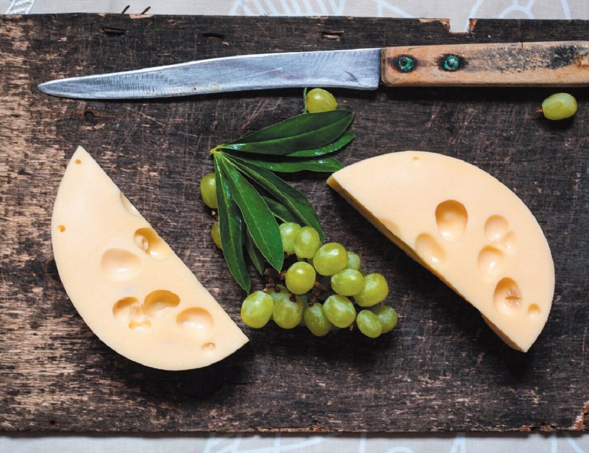 Маасдам. Источник: for-cheese.ru