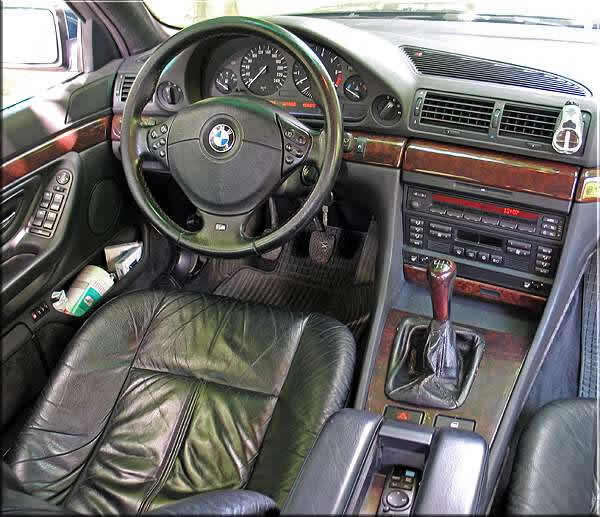     BMW  740iL E38   Smotraru  
