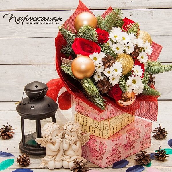 Поэзия живет во всем: в стихах великих поэтов, в течение времени, в утонченных композициях и вещах