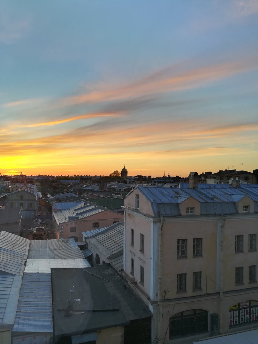 Отель находится в центре Петербурга, что не могло не радовать