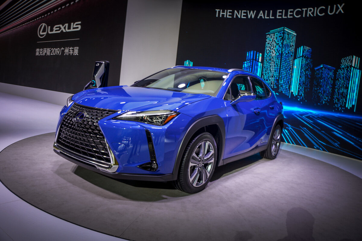 Lexus UX 300