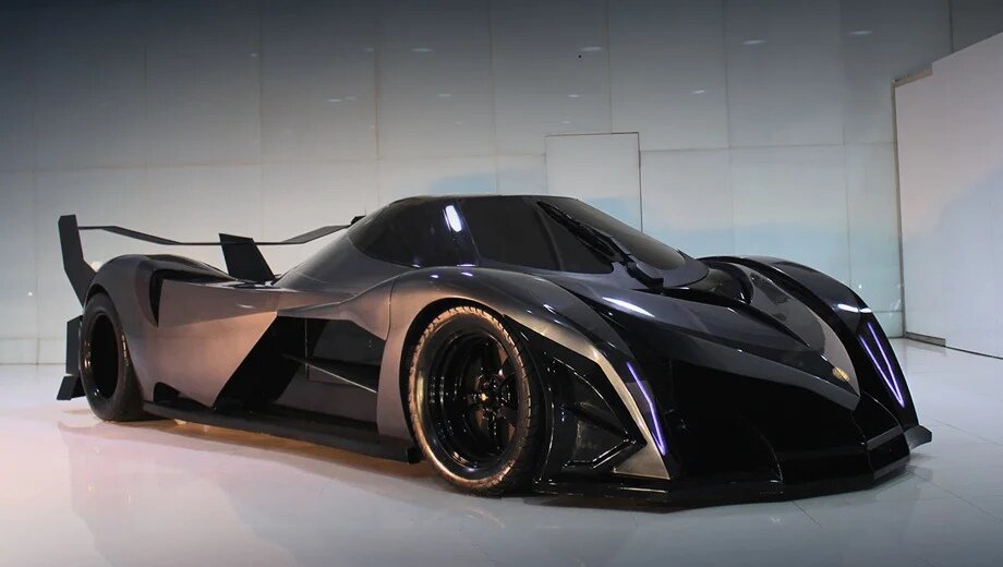 Devel Sixteen 5000 л с