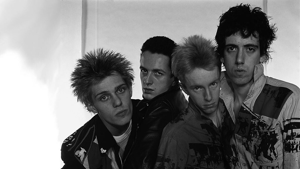 The Clash: Пол Симонон, Джо Страммер, Топпер Хэдон и Мик Джонс. Источник фото: Яндекс