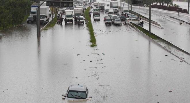 Записки из бразильской глуши - из года в год все сильнее дожди и серьезнее разрушения в Сан-Паулу