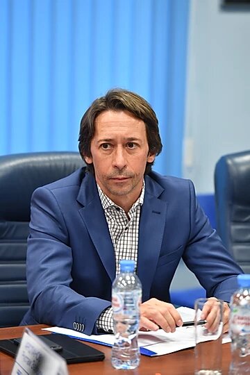 Андрей Колочинский