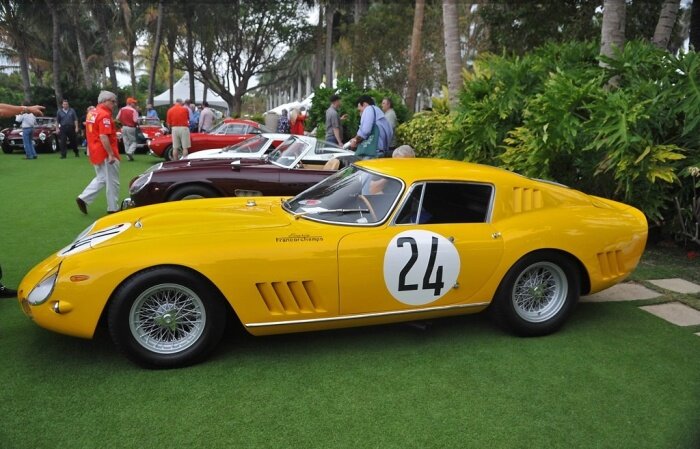 Гоночный Ferrari 275 GTB/C Speciale с облегченным алюминиевым кузовом.