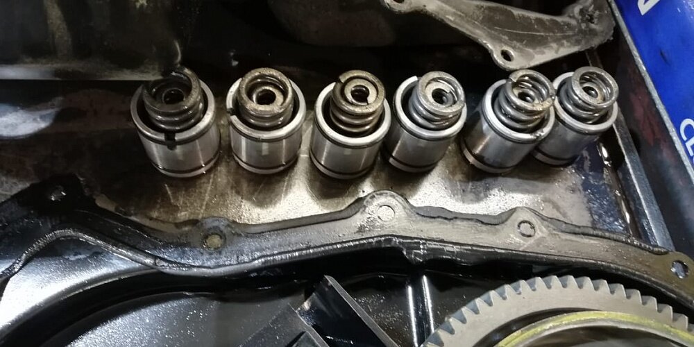 Зачем нужны соленоиды в АКПП: что и за что отвечают клапаны гидроблока?