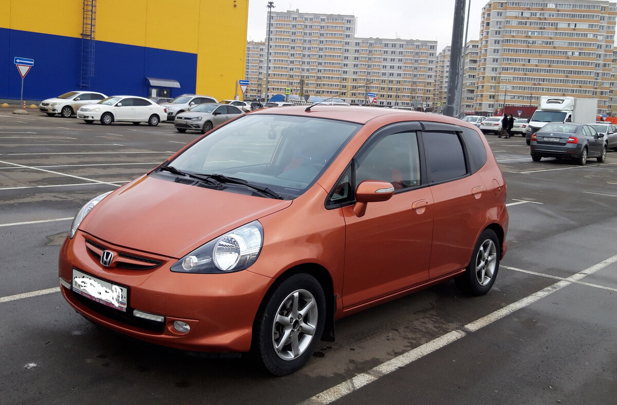 Наш бывший хомяк, Хонда джаз.
