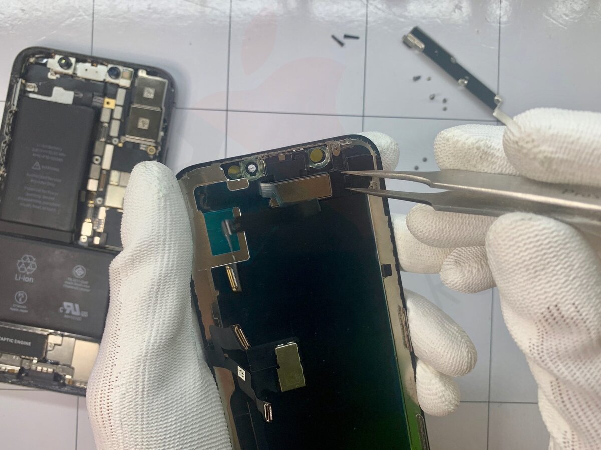 Экран s10 замена. Дисплей iphone 10. Дисплей iphone 11. Iphone 11 LCD. Дисплей iphone 10x.