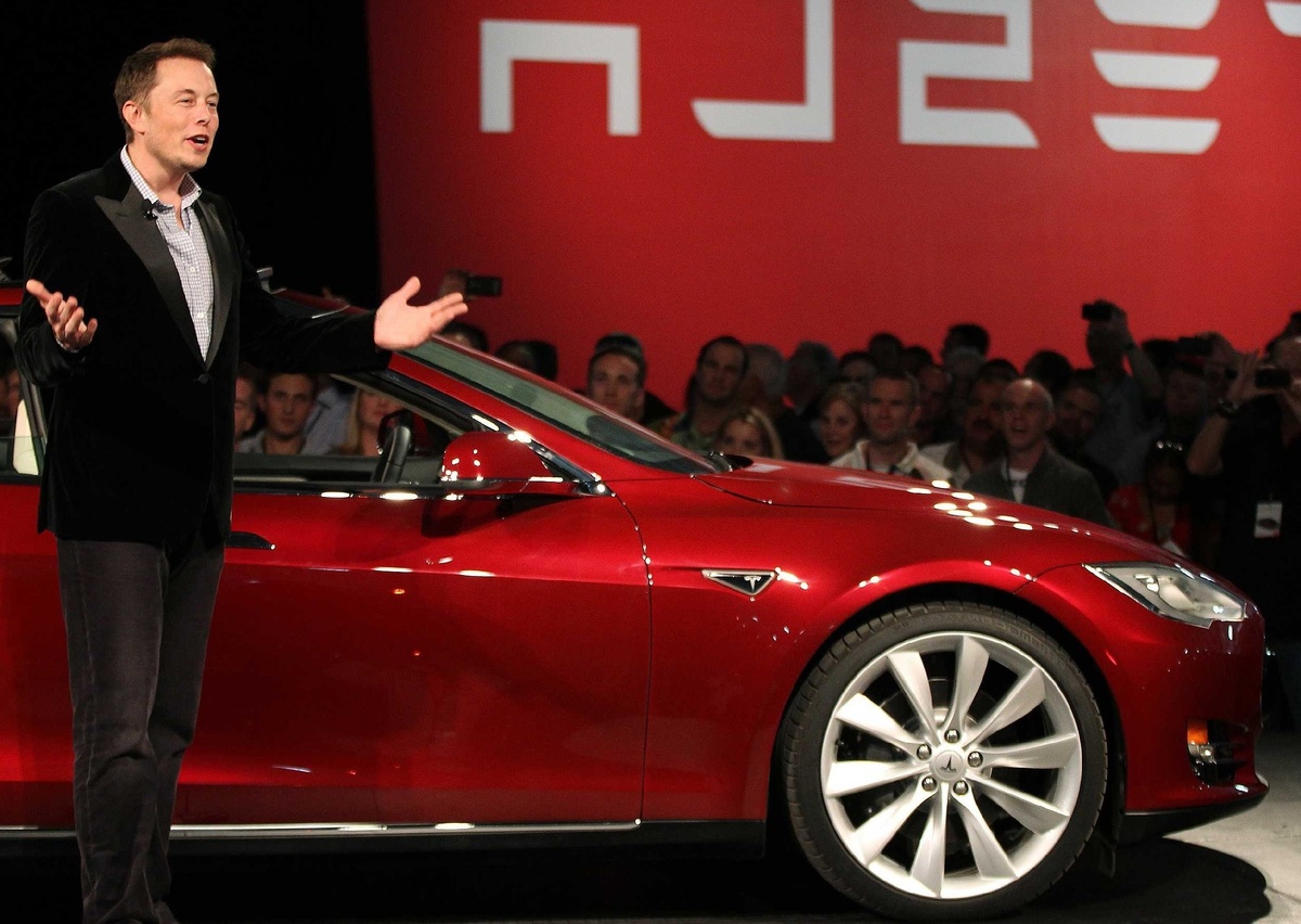 Илон Маск на показе новой Tesl*ы