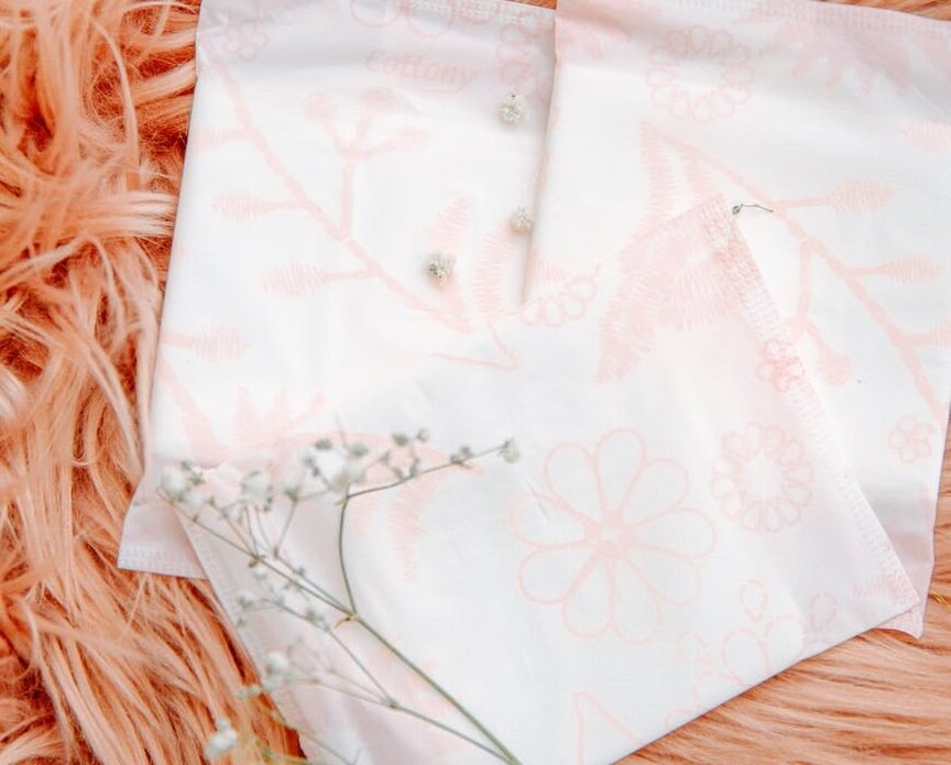 Прокладки могут заменить ароматические саше для белья 