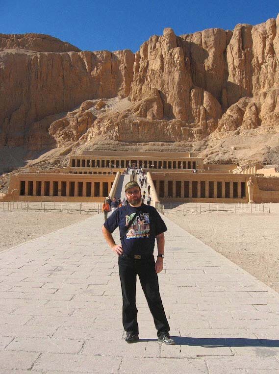 У дворца Хетшепсут