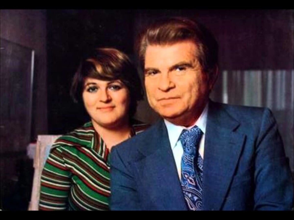 Эмиль Гилельс с дочерью  Еленой   