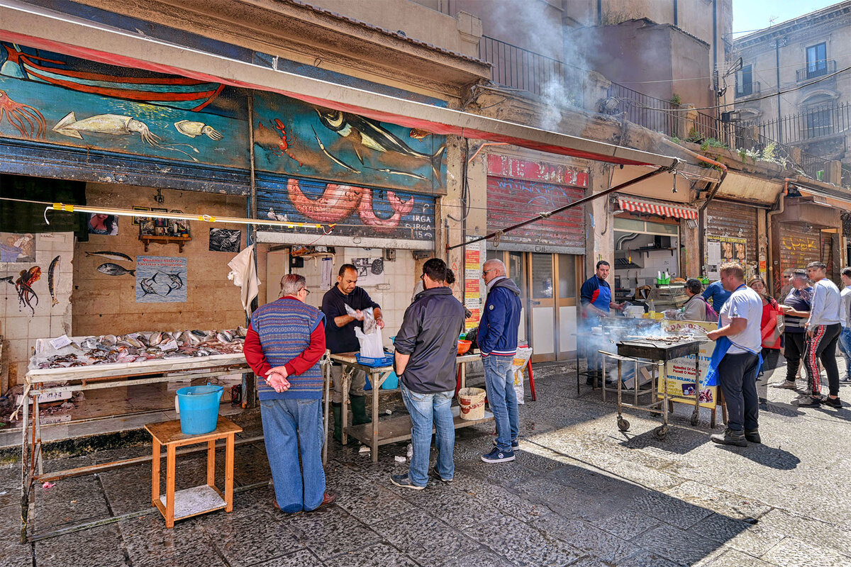  street-food – еда под открытым небом.