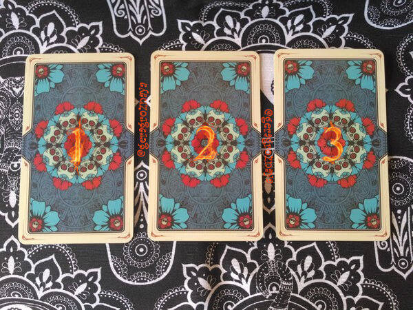 Что меня ждёт в МАРТЕ 2021 года? Таро Santa Muerte