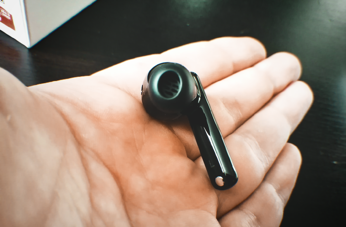 Внешний вид наушника