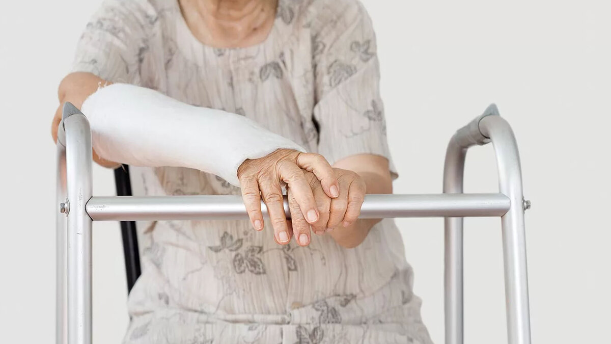 Перелом шейки бедра в пожилом возрасте реабилитация