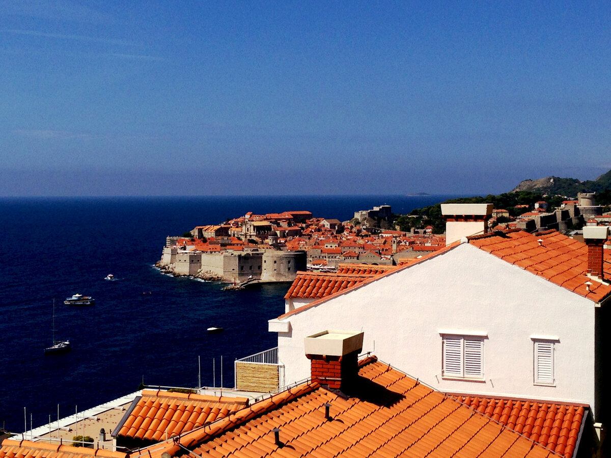 Хорватия недооценена нашими туристами как курорт. Во многом она ничем не уступает Турции и Египту. Фото автора.