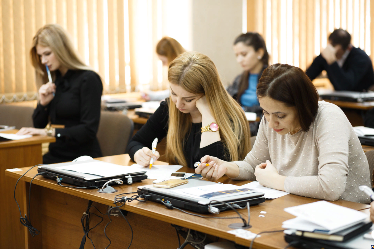 Образование преподавателя. Повышение квалификации. Повышениеквалифмкации. Профессиональная подготовка. Повышение квалификации педагогов