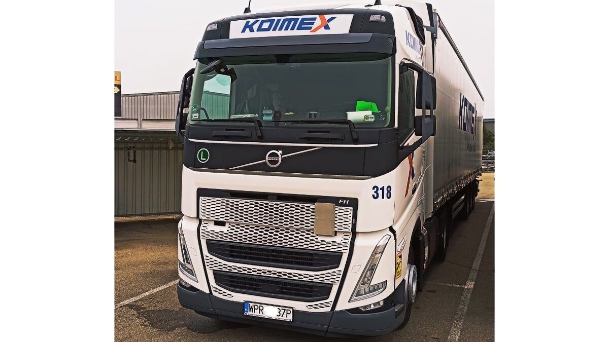 Фура,на которой работает мой друг.