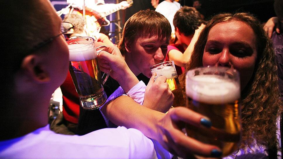 Алкоголь и сигатеры для подростков - угроза для общества