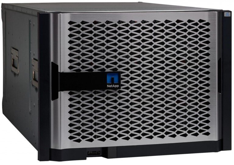 NetApp All Flash FAS AFF A900 вид спереди