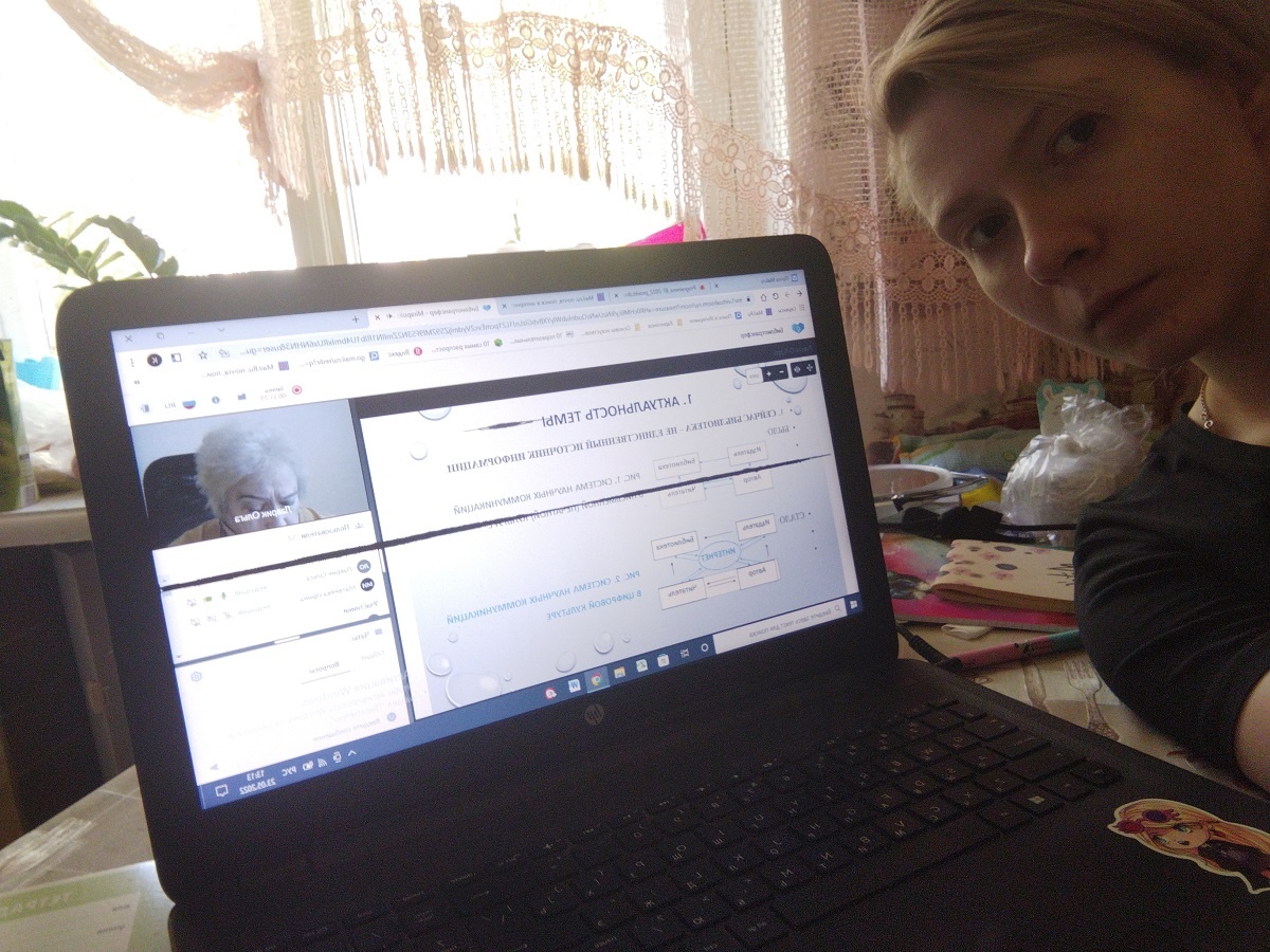 Студентка 1 курса специальности "Библиотековедение" Тульского областного колледжа культуры и искусства Кузнецова Татьяна