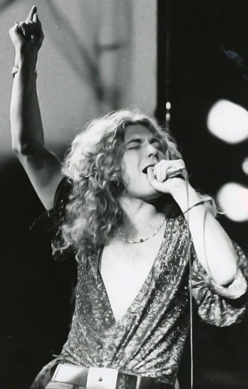 Празднуем день рождения Роберта Планта. Легенда рок музыки в фактах и ...