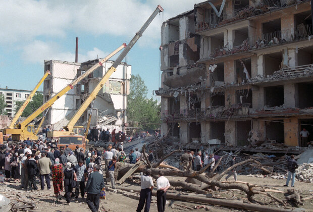 Последствия теракта в Буйнакске, совершенного 4 сентября 1999 года/ © О. Булдаков, ТАСС