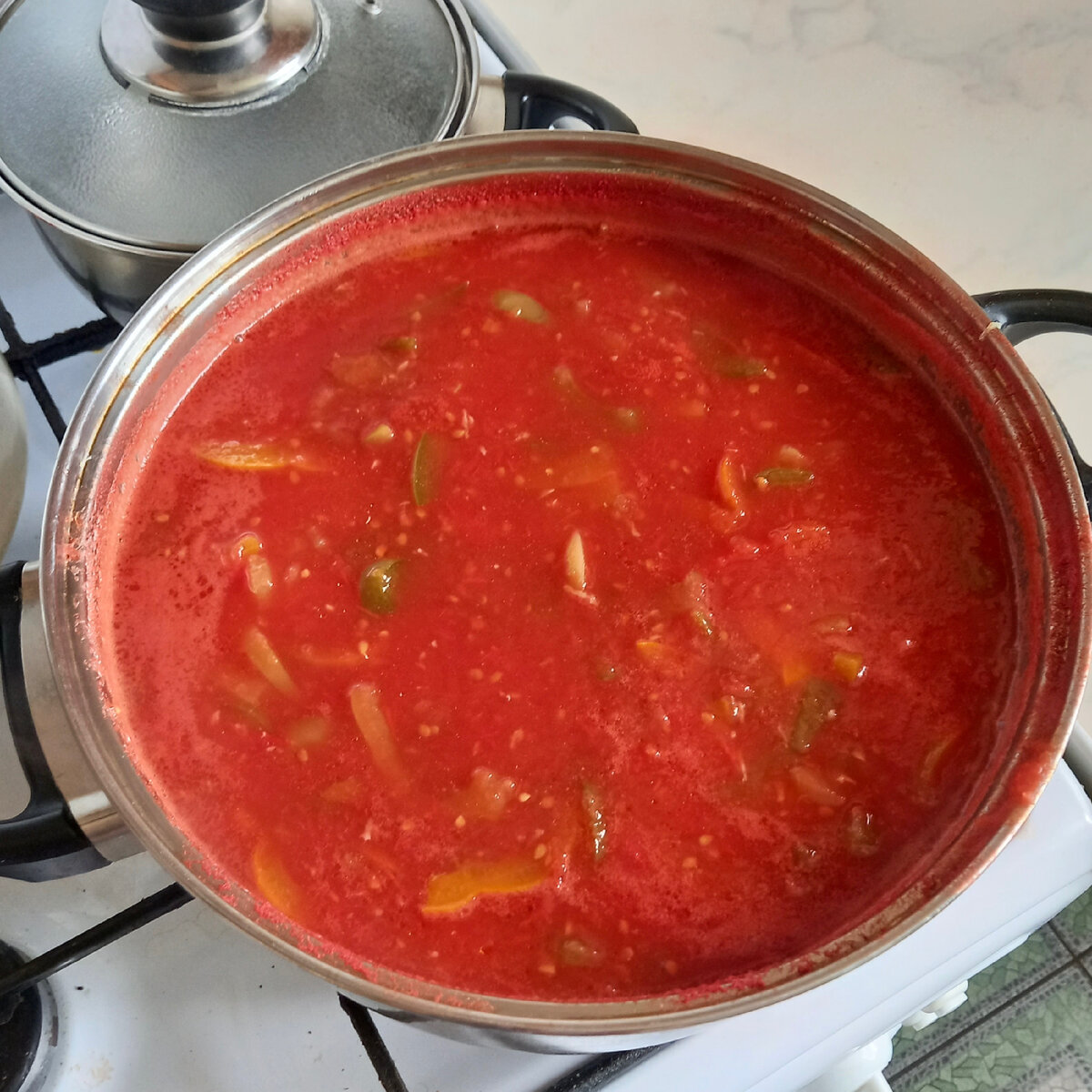 Готовое лечо. Пока ещё в кастрюле ;)