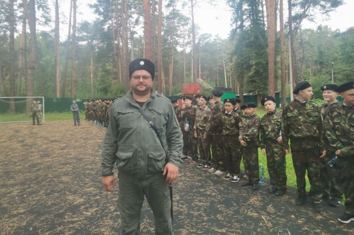    Томские казаки провели мастер-класс по рубке шашкой