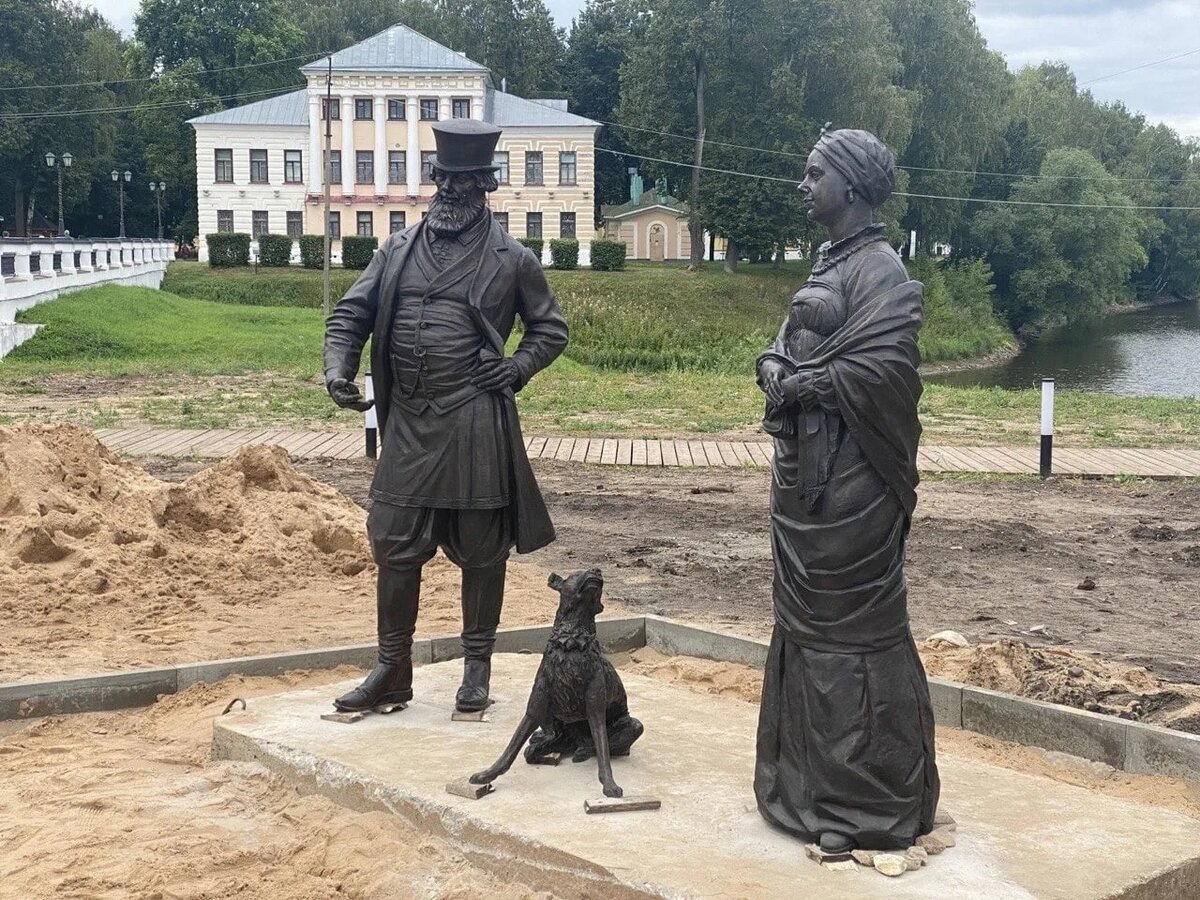 Купец, помещица и собачка