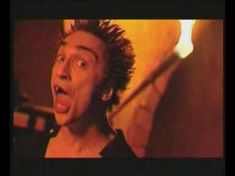 Кадр из видео Ютуб-канала MrJawbreaker