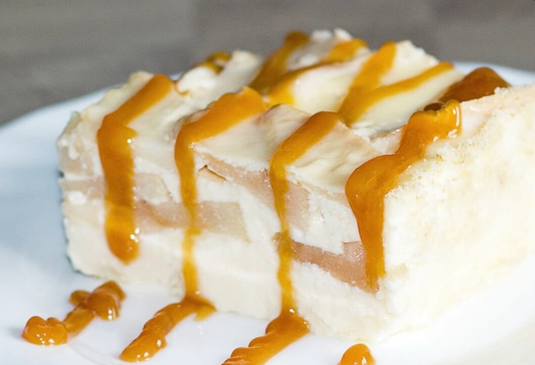 Чизкейк с яблоками