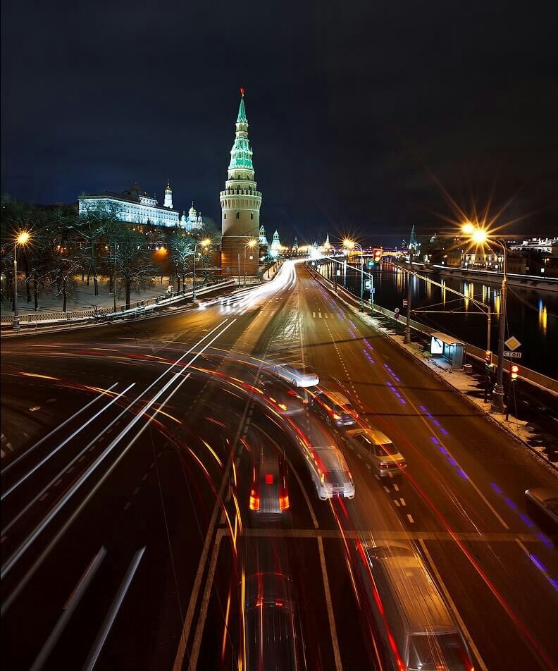 Ночная Москва