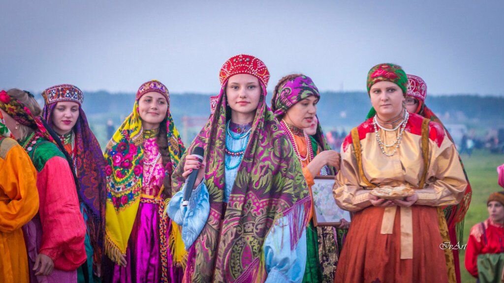 На зырянском празднике. 