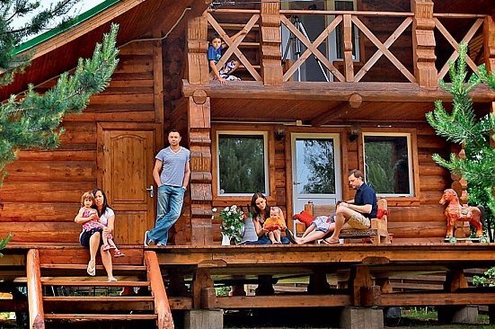 onlynew.info/foto/2062-andrey-noskov-pohvastalsya-dachey.html