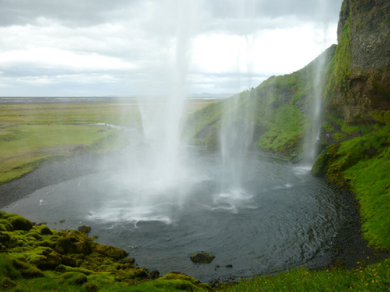 Типичный исландский пейзаж. Фото сделано автором 