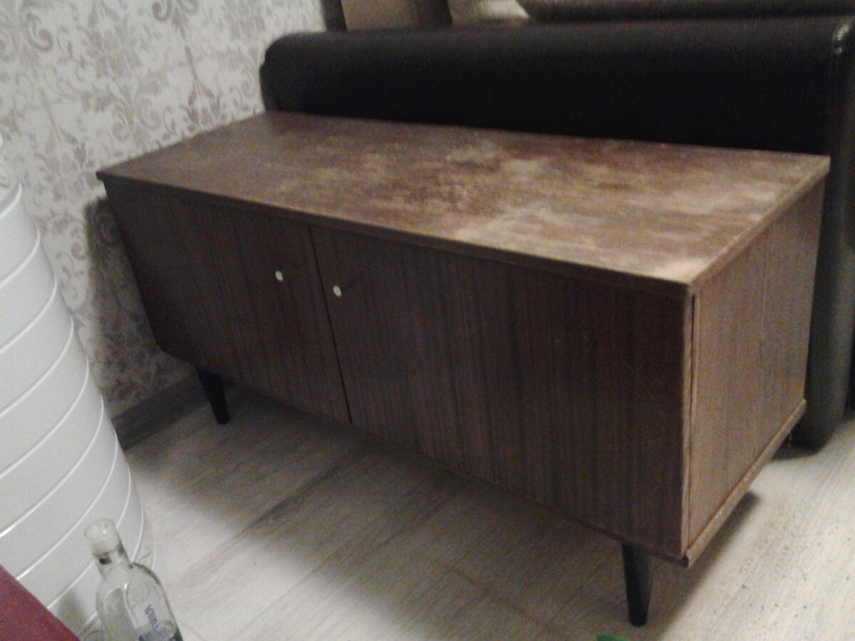 Вот так выглядела тумба вначале