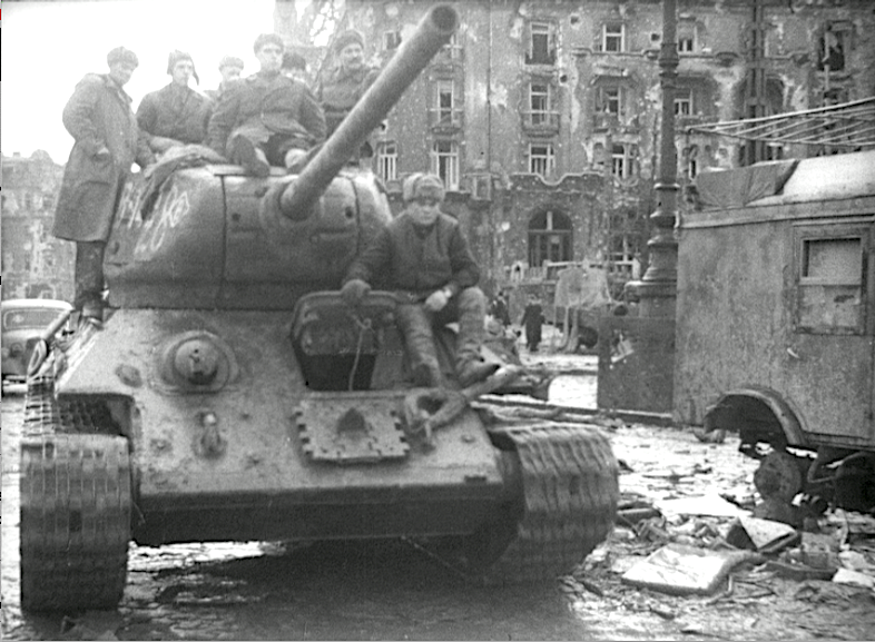 Кадр кинохроники №5149, опубликованной ниже