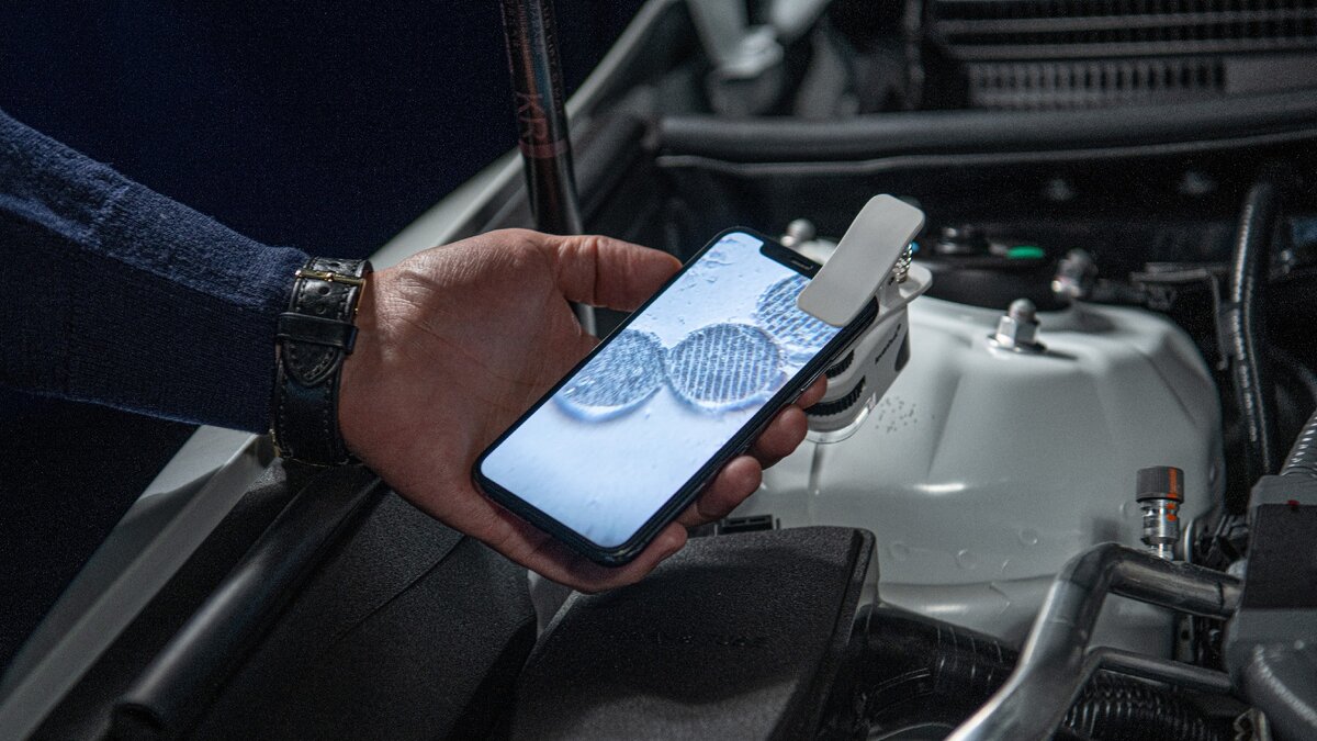 T-Mark представляет собой специальные микроточки с лазерной печатью, каждая диаметром 1 мм. На каждой точке нанесен специальный PIN-код, привязанный к VIN-номеру автомобиля.