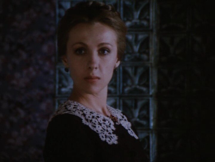 Елена Яковлева в фильме «Сердце не камень»