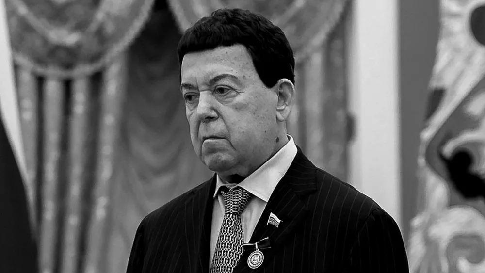 Иосиф Давыдович Кобзон. Фото с Яндекс.Картинки