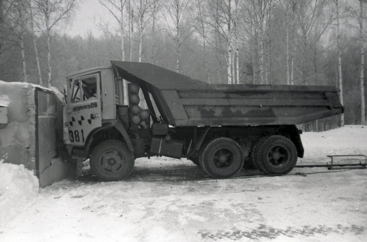 Грузовик КАМАЗ 5511