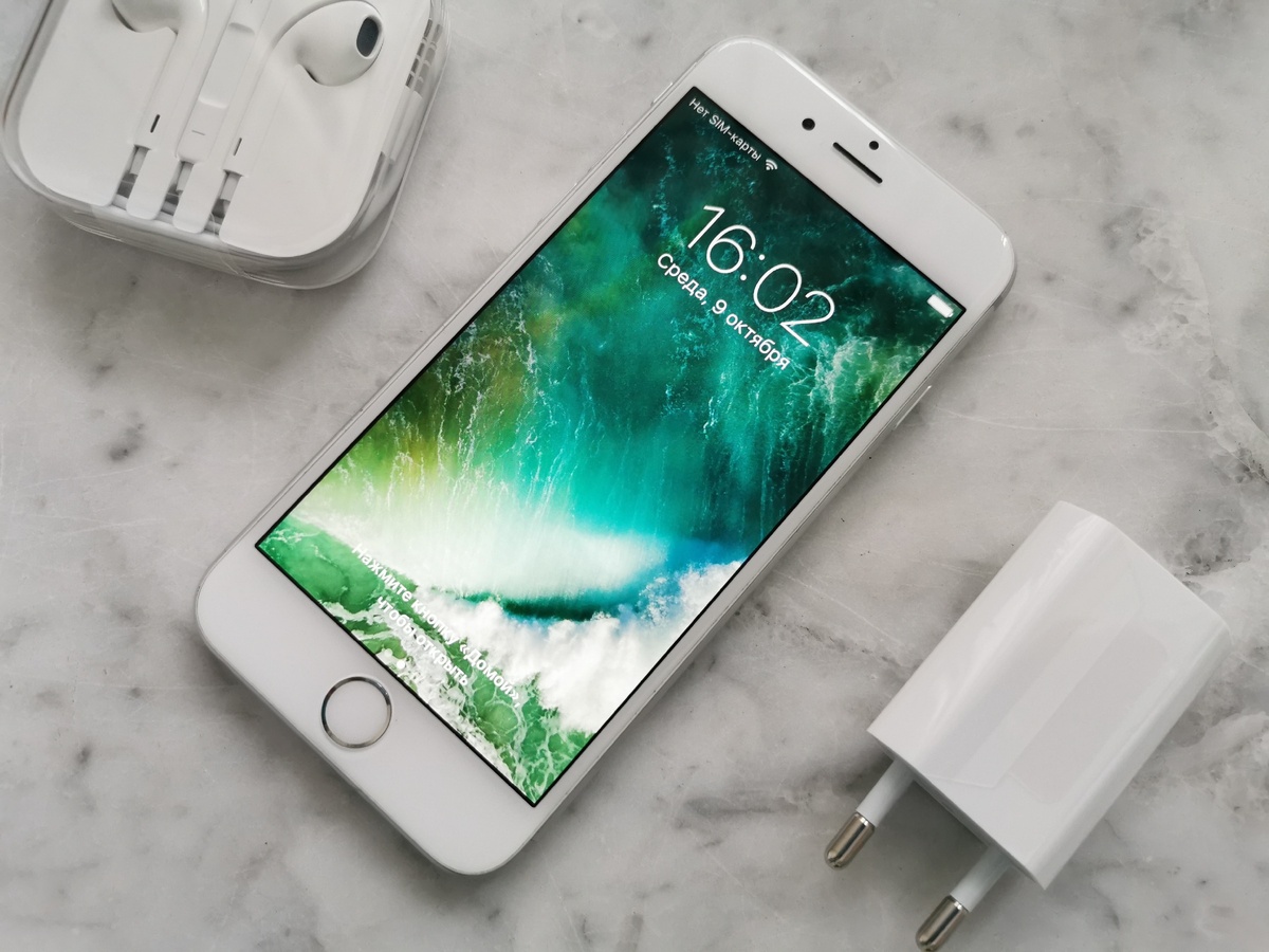 Смартфон Apple iPhoneiP