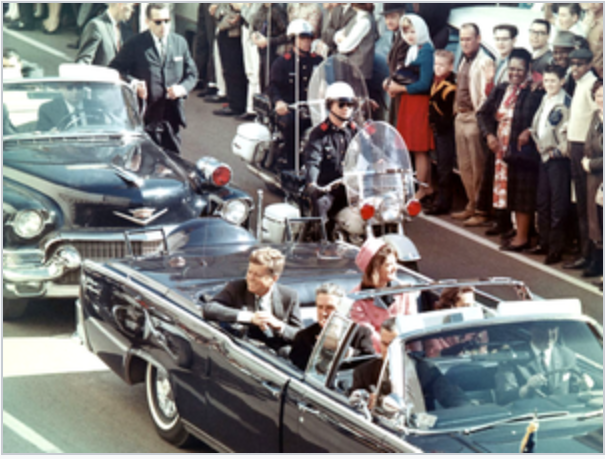 Место нападения
Dealey Plaza[d]
Цель нападения
Джон Кеннеди
Дата
22 ноября 1963
12:30 (по местному времени)
Способ нападения
снайперский выстрел
Оружие
Винтовка «Каркано»
Погибшие
1
Раненые
1
Число террористов
1 (официальная версия)
Подозреваемые
Ли Харви Освальд